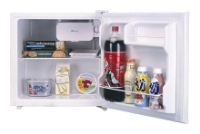 Самый дешевый холодильник с морозильником BEKO MBK 55